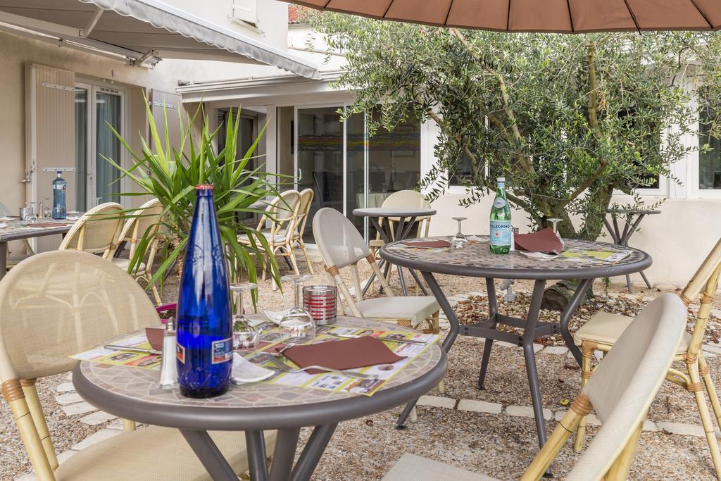 Logis Hotel L'Oliveraie Cognac Kültér fotó