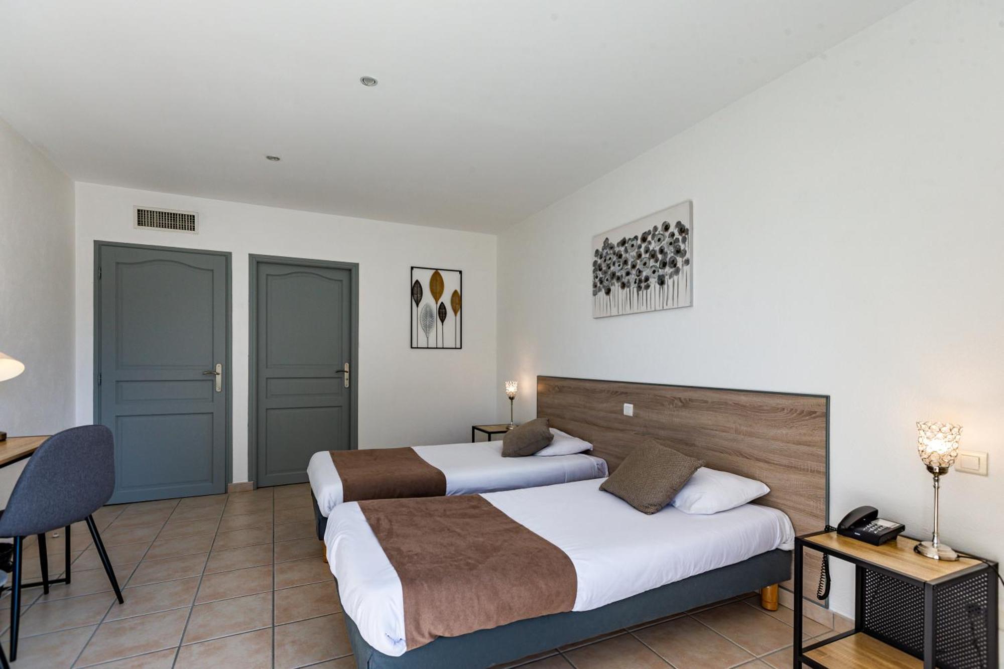 Logis Hotel L'Oliveraie Cognac Kültér fotó