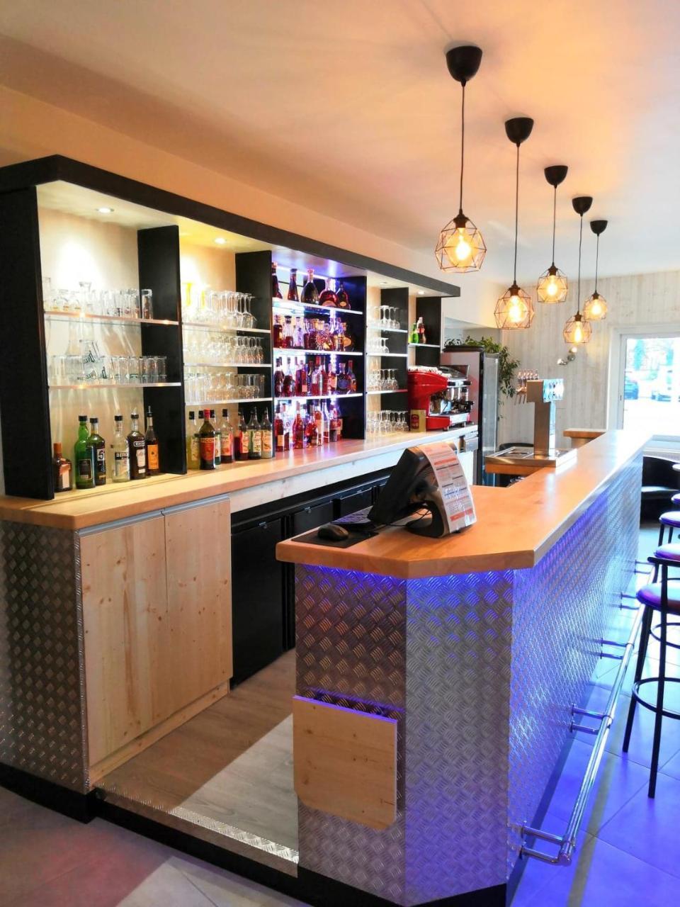 Logis Hotel L'Oliveraie Cognac Kültér fotó